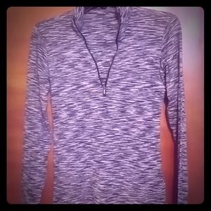 Columbia Long Sleeve Pull-Over